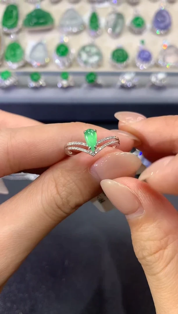 【闪购商品】翡翠戒指18K金镶嵌a42多样性一件发货