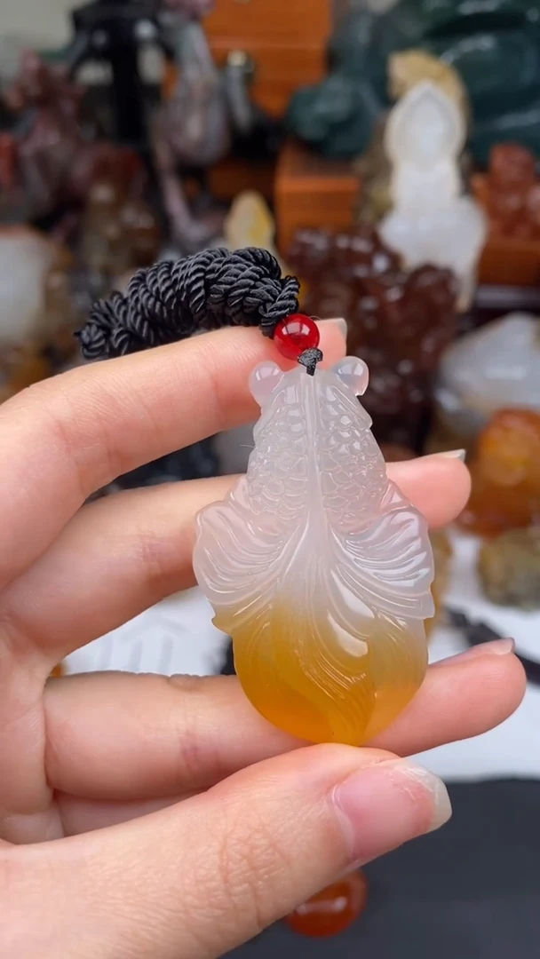 玛瑙/玉髓颈饰未镶嵌AA