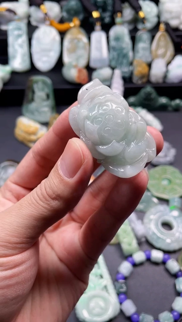 颈饰未镶嵌翡翠9  天然翡翠a货  荷花