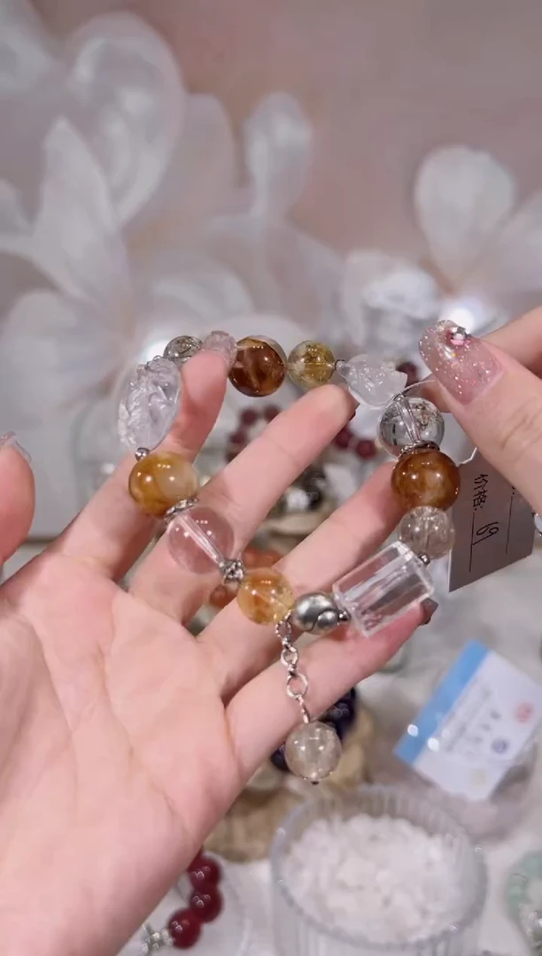 【闪购商品】水晶手链未镶嵌天然水晶默认微瑕 多样性发货发其一