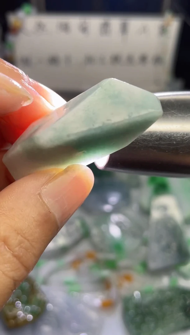 未镶嵌挂件翡翠天然缅甸翡翠A货