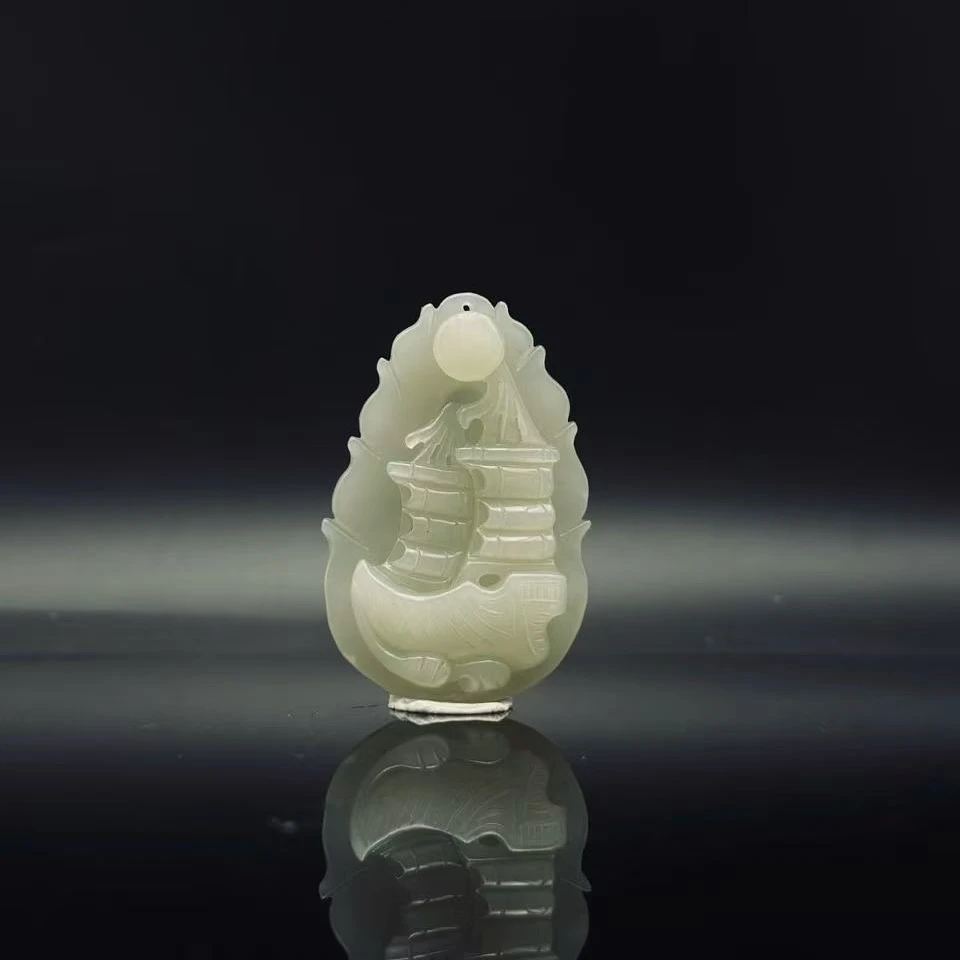 和田玉一帆风顺吊坠2165