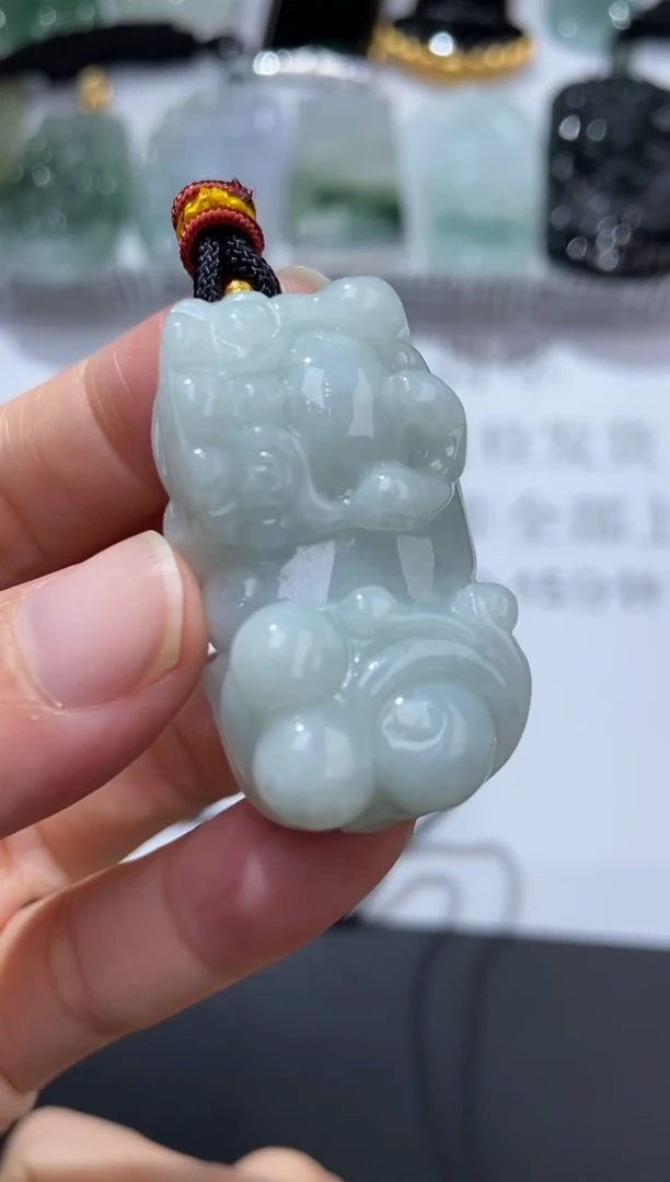 未镶嵌挂件翡翠372427/貔貅   多样性一件发