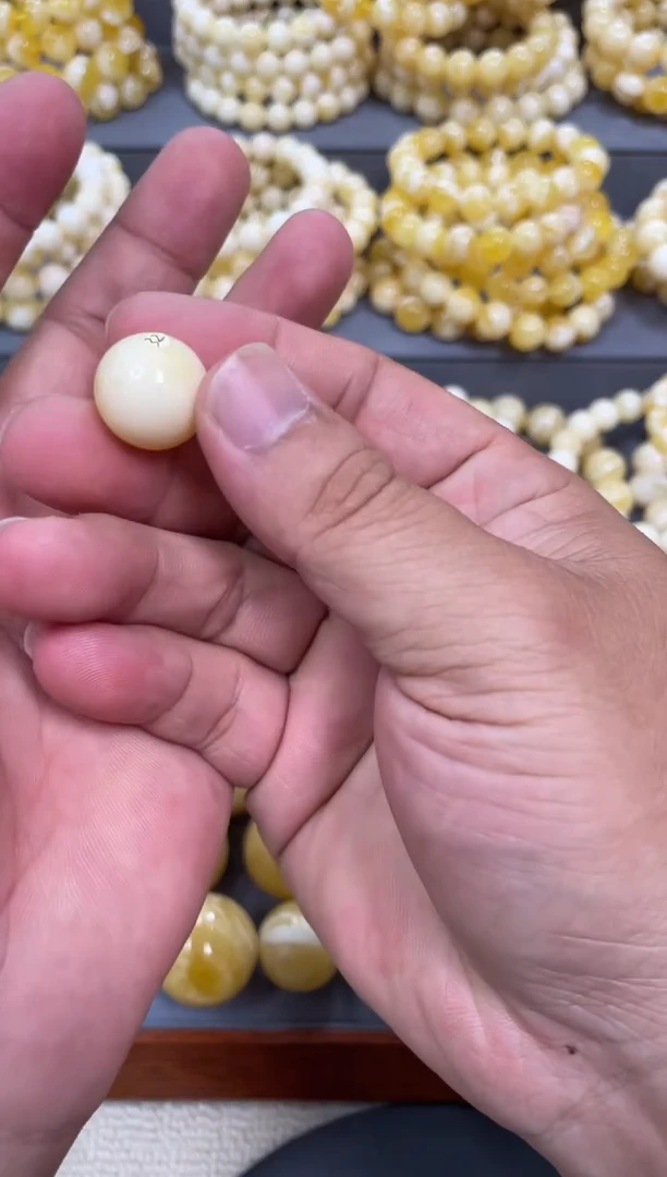 琥珀颈饰未镶嵌天然琥珀蜜蜡圆珠