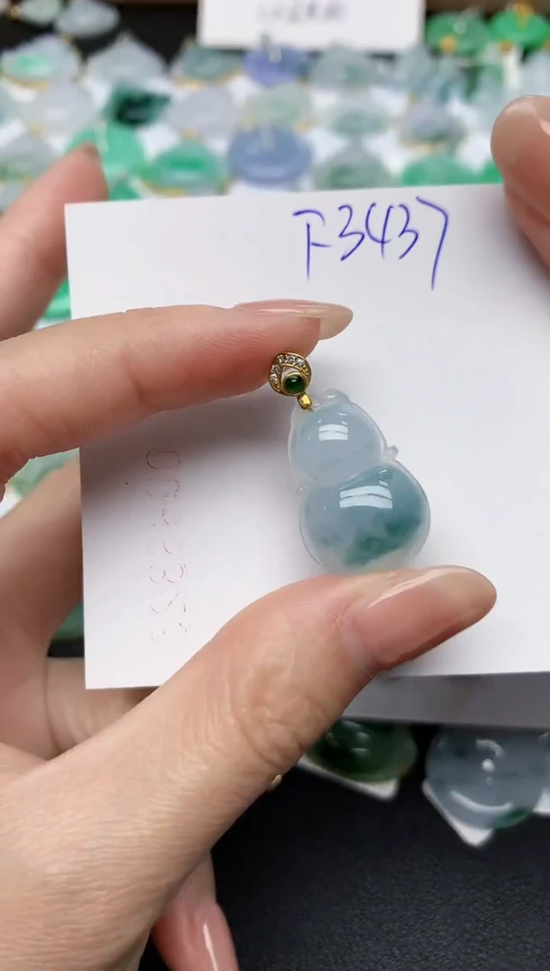颈饰未镶嵌翡翠天然缅甸A货翡翠百元以上9元证书费自理