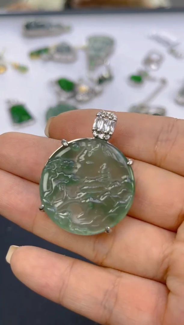 翡翠未镶嵌颈饰天然A货翡翠