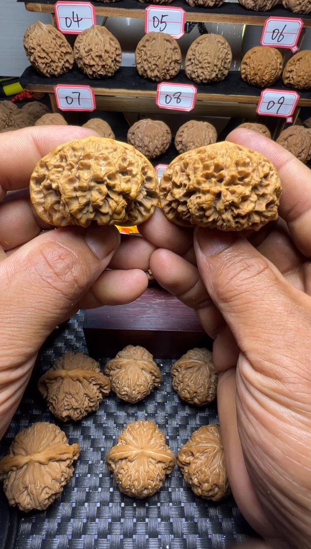 把件文玩核桃52大帽子