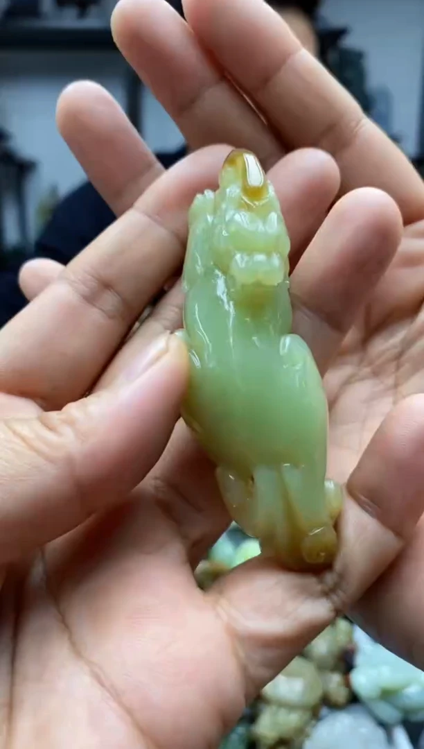 未镶嵌和田玉把件1