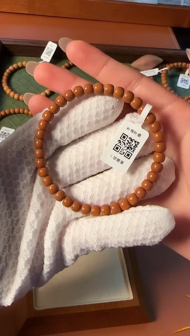 手串橄榄核【168核尖】6.1mm老挝核尖老型单圈 三花面无白 高油高密