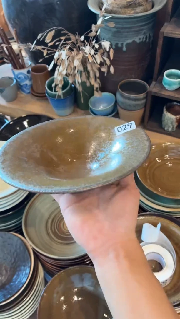 瓷片D**a29黑金喇叭盘1个