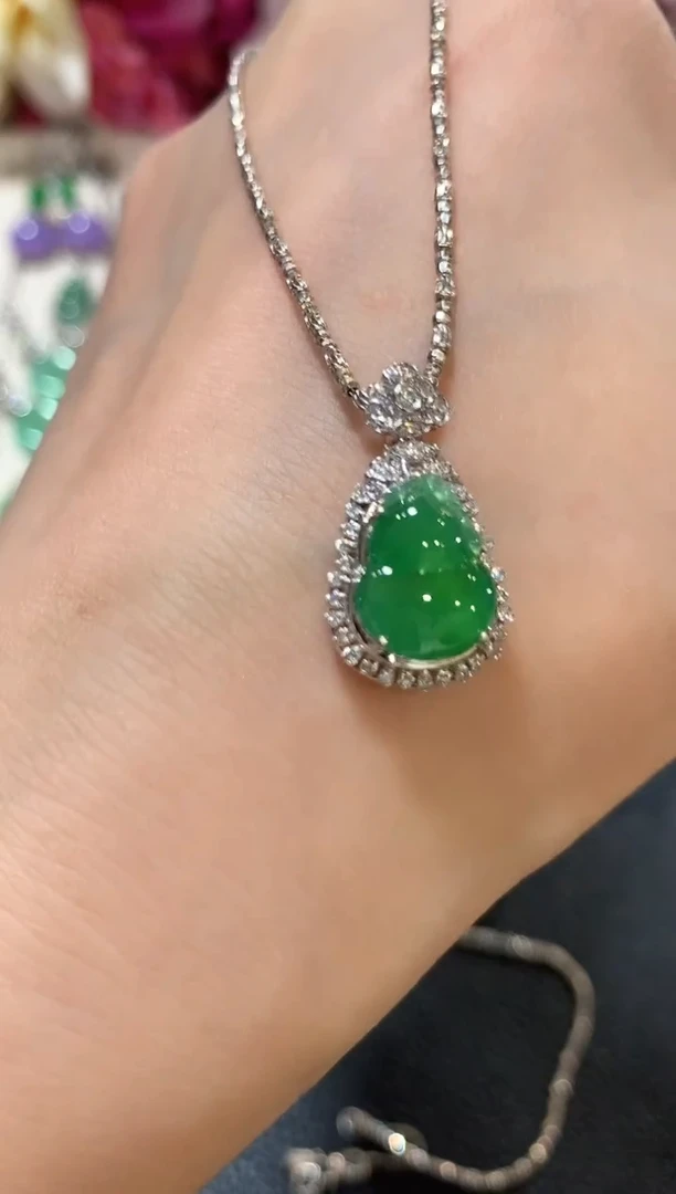 吊坠(不含链)18K金镶嵌翡翠z54