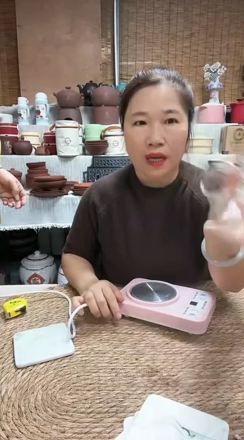 陶粉色电炉送玻璃杯一个