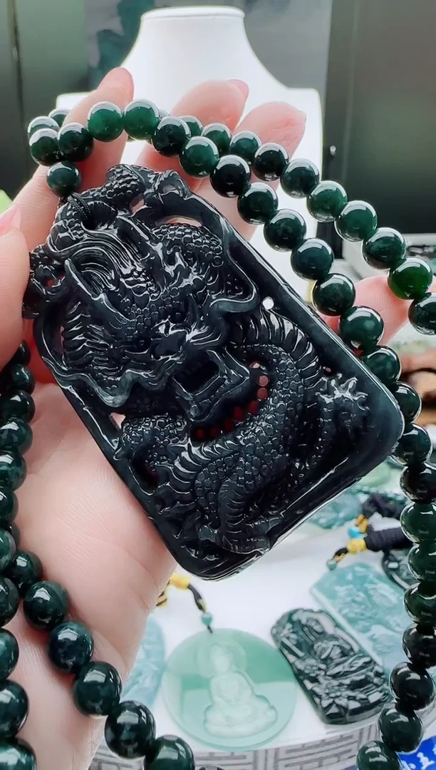 【闪购商品】翡翠颈饰未镶嵌多样性随机一件发货