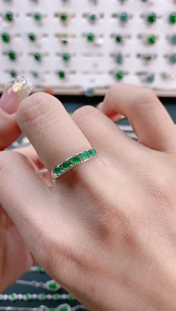 【闪购商品】翡翠戒指银S925镶嵌天然翡翠