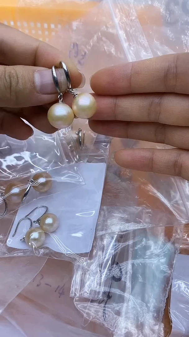 银S925镶嵌耳饰淡水珍珠耳钩多样性发其一