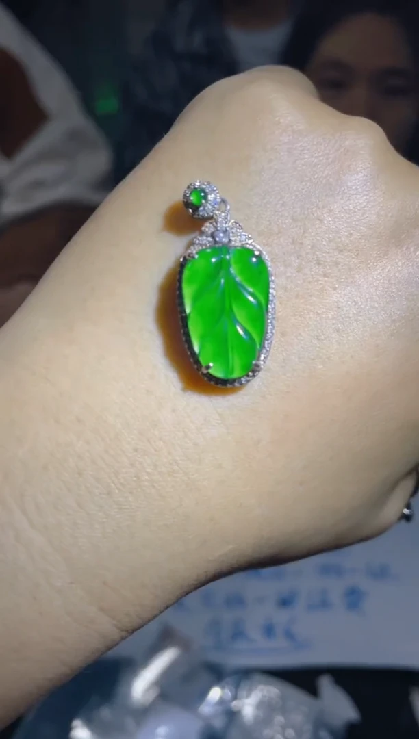 【闪购商品】定制翡翠未镶嵌天然A货翡翠多样性发货拍一发一