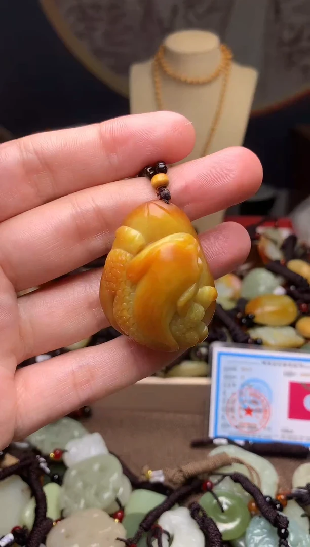 颈饰未镶嵌和田玉新疆料青海料清水和田玉吊坠