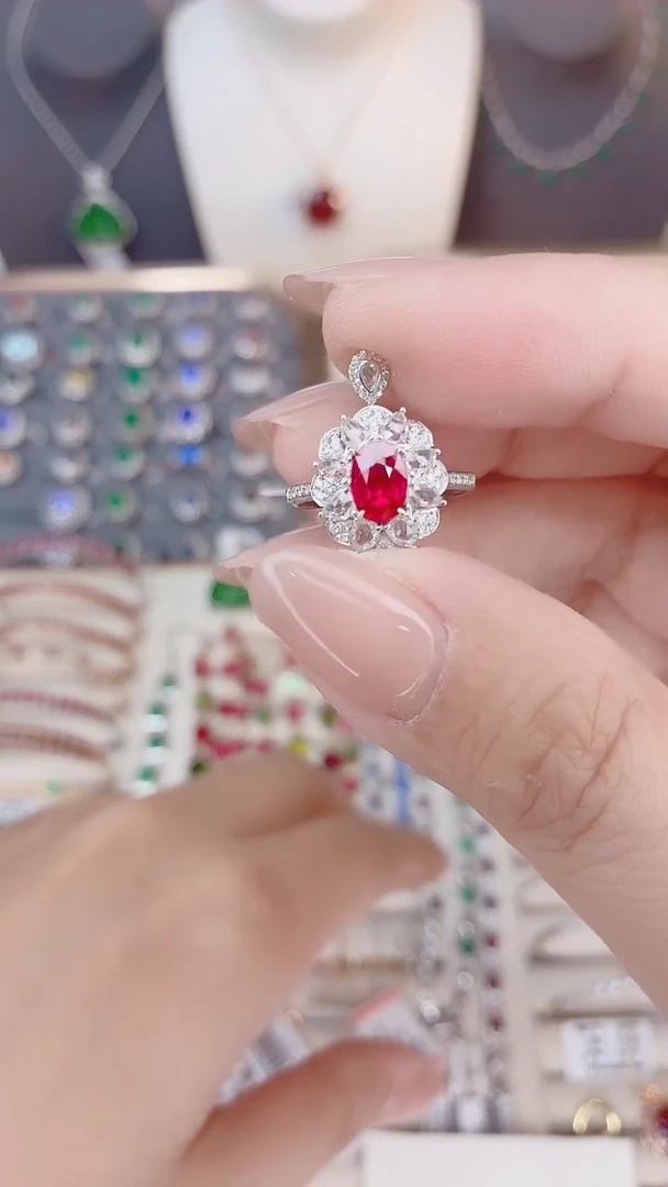 18K金镶嵌戒指+吊坠两用款红宝石-缅甸