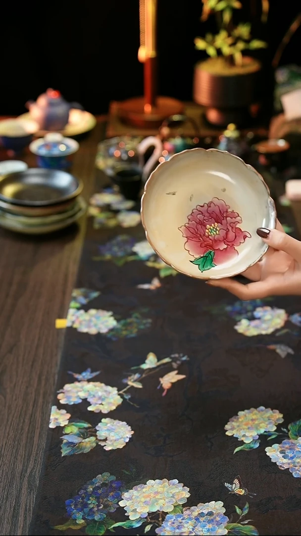 聚品阁      壶承