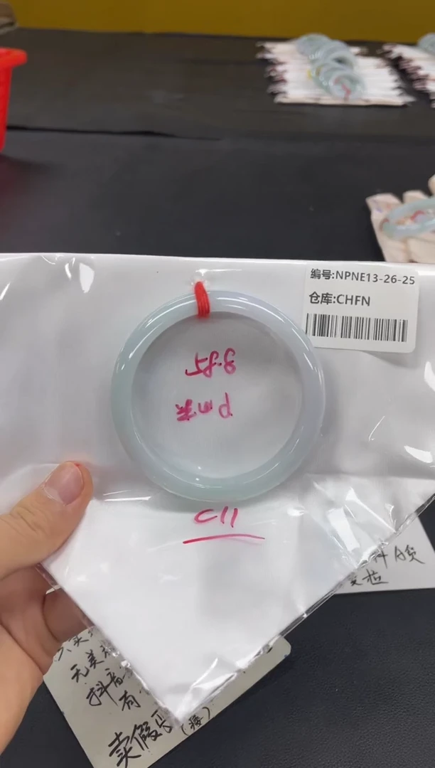 未镶嵌手镯翡翠翡翠手镯