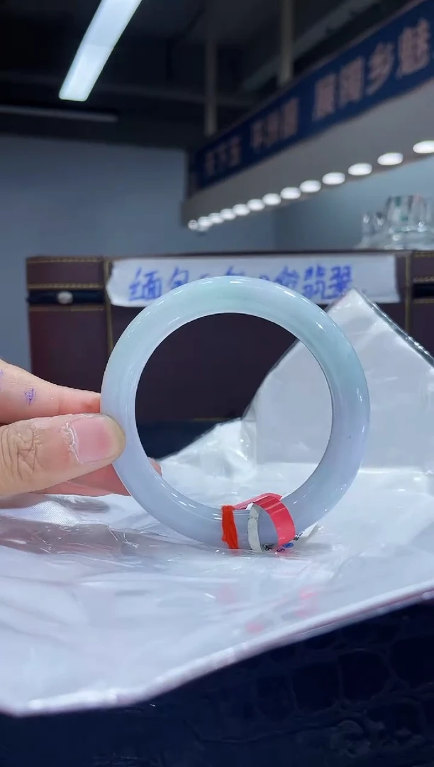 未镶嵌手镯翡翠6