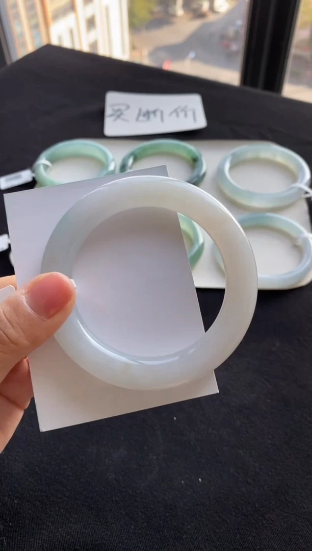 【闪购商品】翡翠手镯（圆镯）未镶嵌56圆条--不退不换