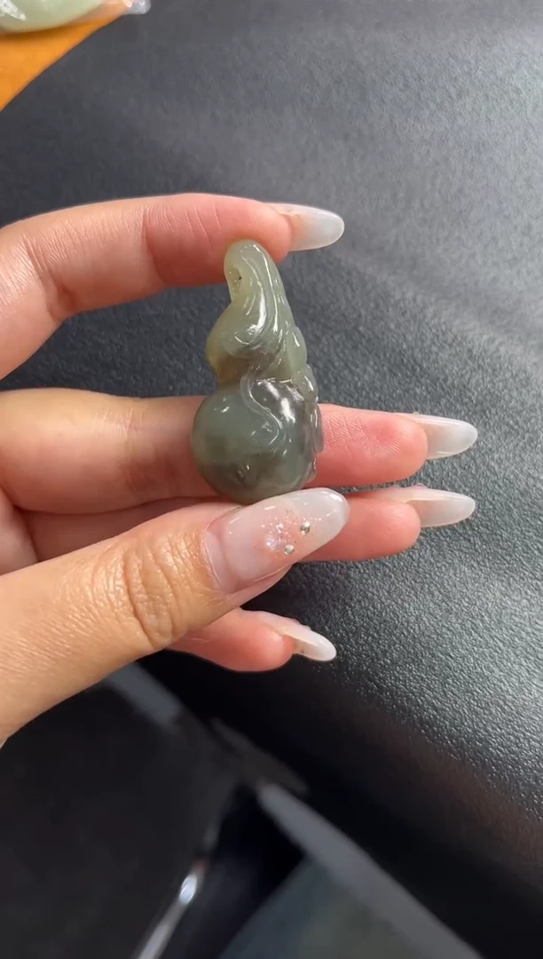 颈饰未镶嵌和田玉葫芦