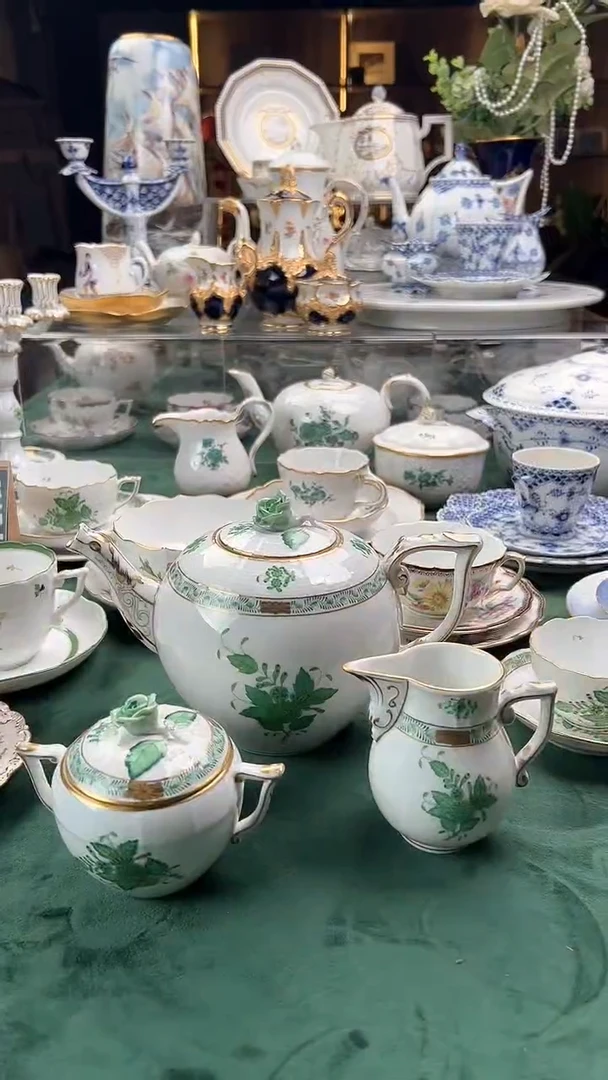 【闪购商品】瓷片赫伦绿色阿波尼茶壶糖奶