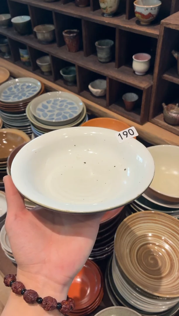 瓷片壹*190  微瑕外聚光灯内白反边盘1个