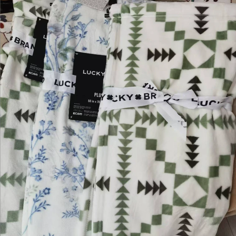 外贸原单毛毯 印花简约大气加厚纯牛奶绒毛毯