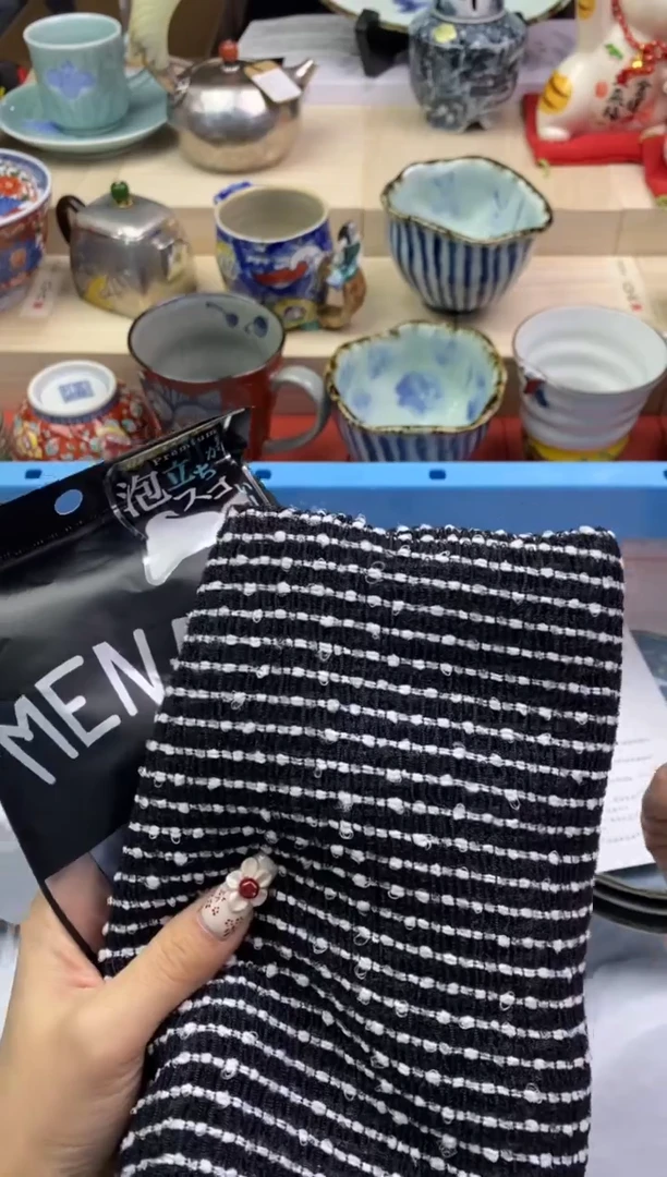 瓷片隆莲瓷器欢迎大家