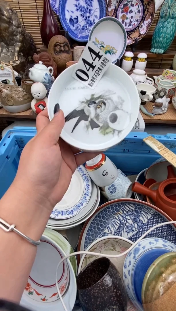 瓷片森的瓷器开播大吉