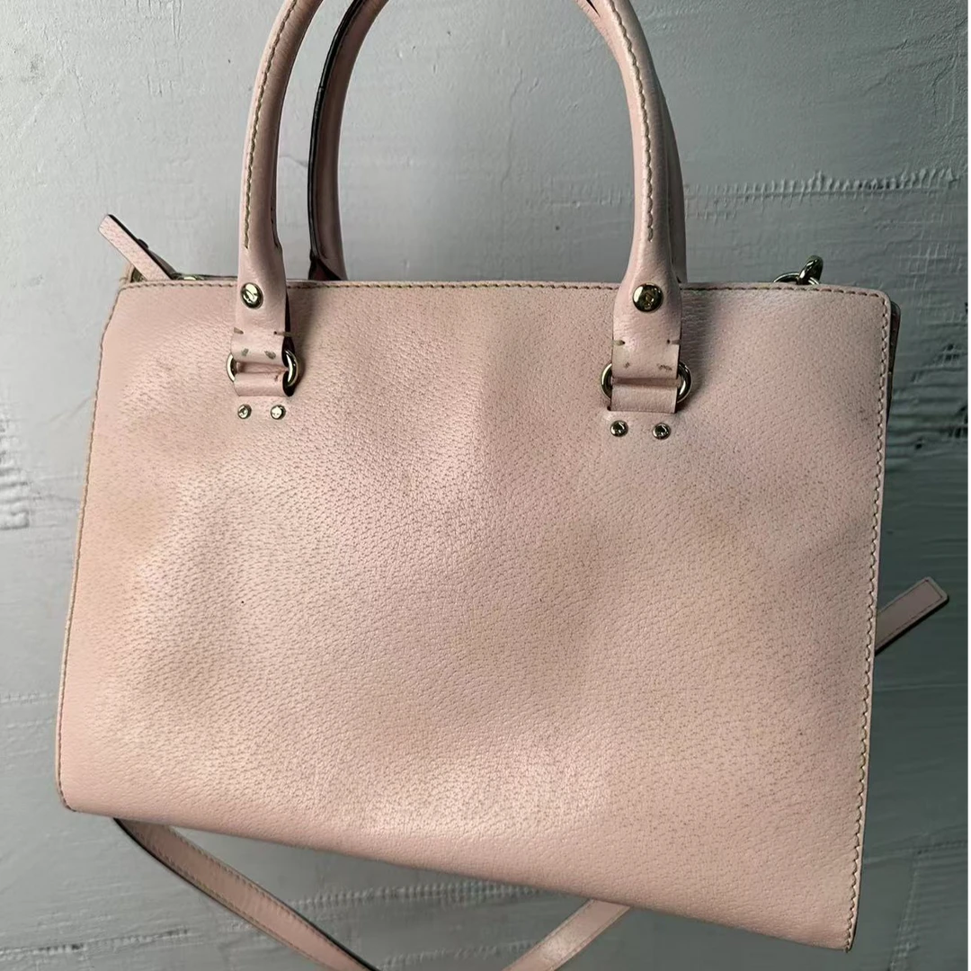 简约时尚手提包大容量设计轻便耐用通勤包