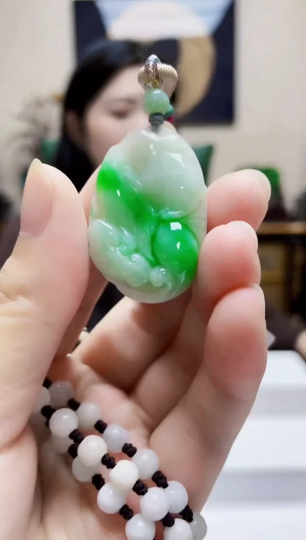 未镶嵌定制翡翠吊坠43
