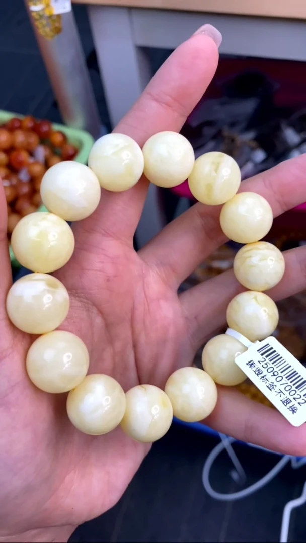 裸石琥珀未镶嵌11/4多样性发其一143