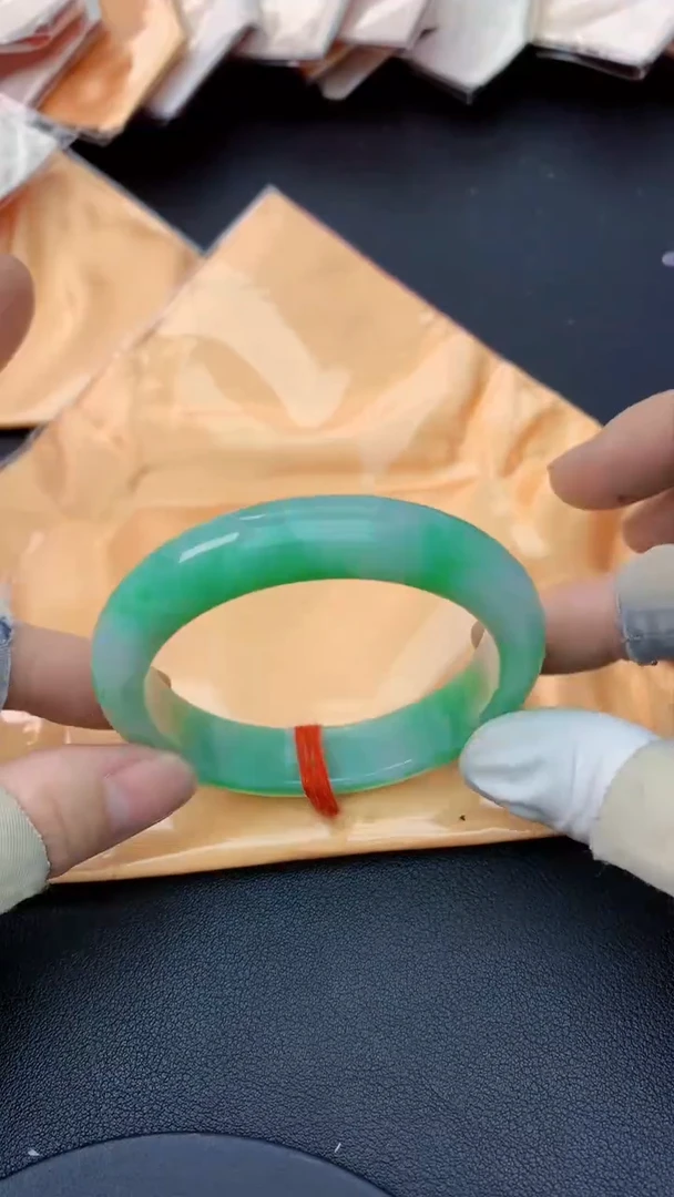 未镶嵌手镯翡翠0030744449