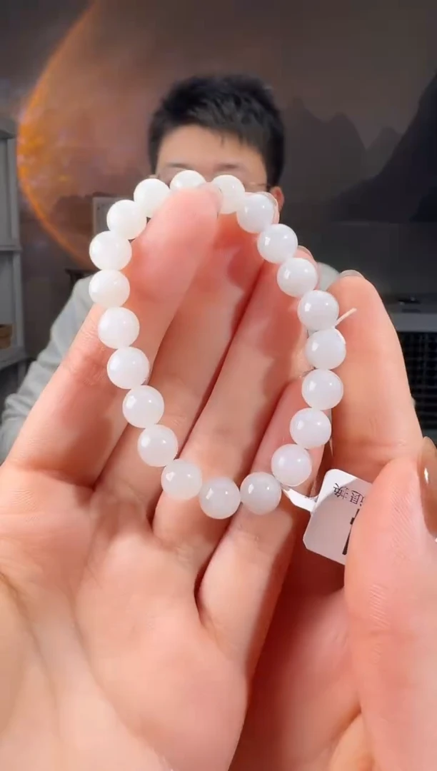 未镶嵌手串和田玉手串多样性发其一
