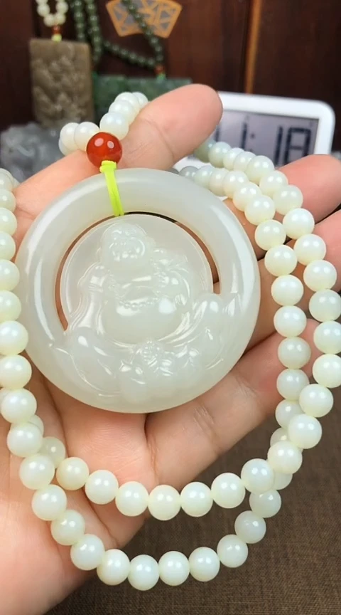 和田玉未镶嵌颈饰平安喜乐!健康生活!王