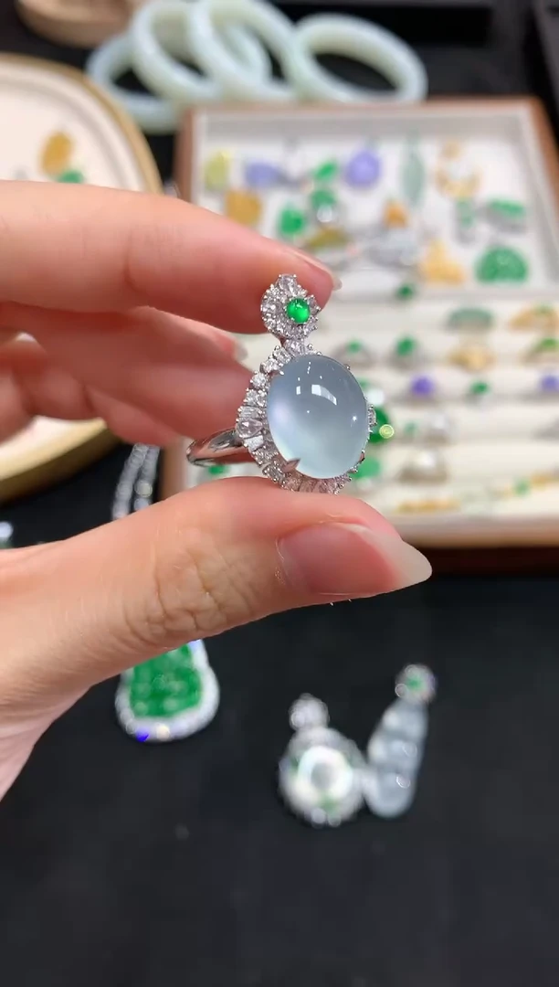 【闪购商品】翡翠戒指18K金镶嵌W302|25000