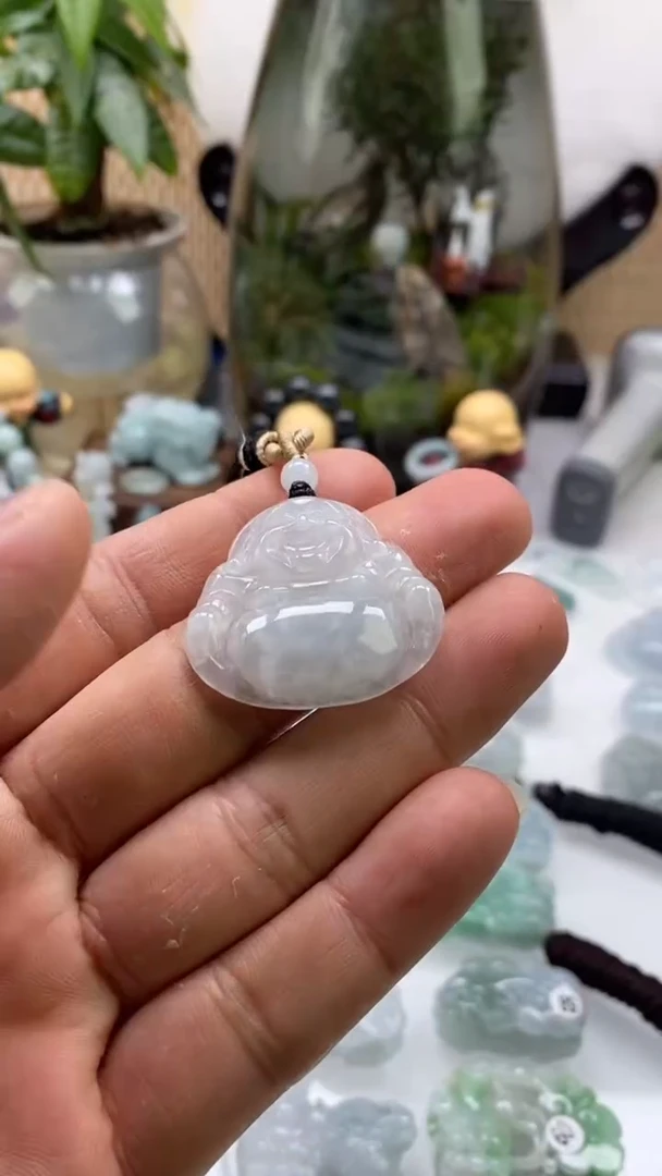 【闪购商品】翡翠颈饰未镶嵌多人佛公吊坠