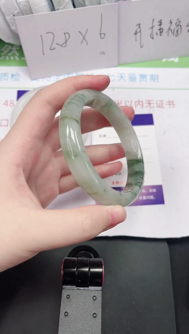 石英质玉手镯未镶嵌029-58/59