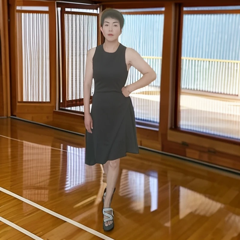 小香风盐系气质翻领荷叶边衬衫与高腰小脚裤套装