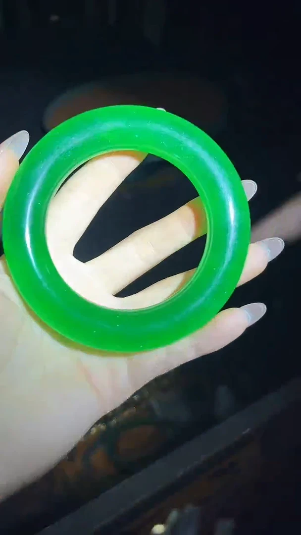 1只.圆条.绿........