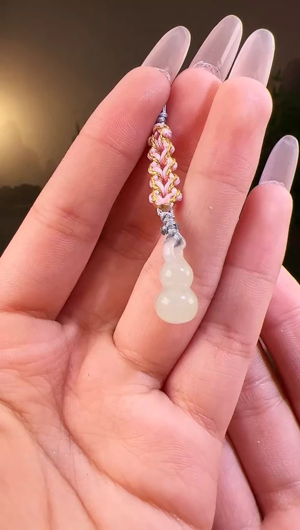 【闪购商品】和田玉车挂未镶嵌葫芦p