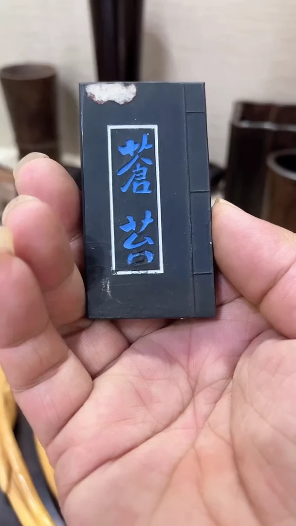 木精品木雕精工细作