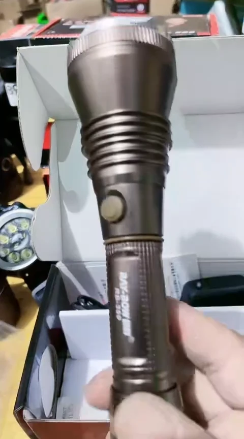 B966定焦带电池盒装一套