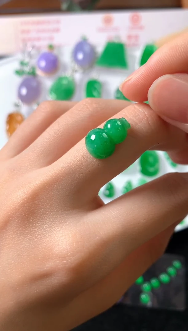 未镶嵌定制翡翠裸石（镶嵌定制）