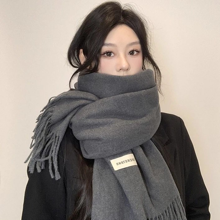 灰色高级感围巾女秋冬季新款纯色百搭仿羊绒披肩两用保暖围脖厚男