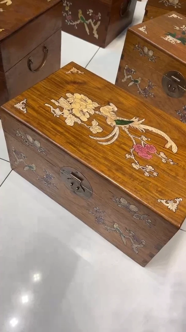 【闪购商品】木喜鹊登梅螺钿首饰箱