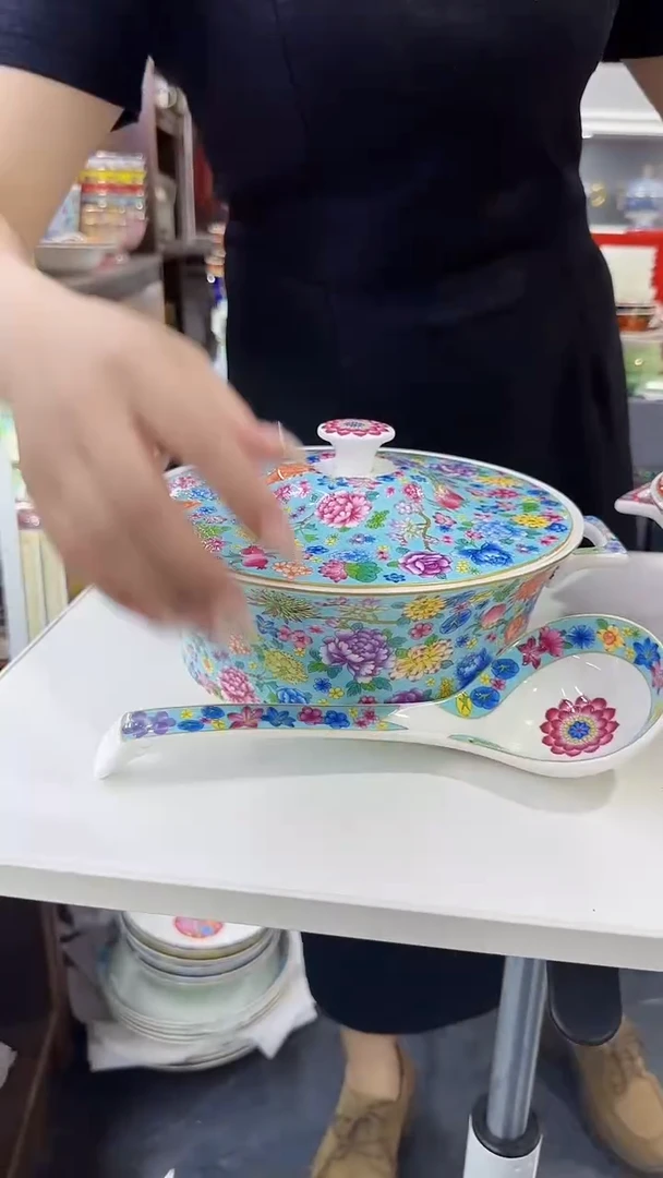 瓷片10英寸大汤堡1个加大汤勺1个